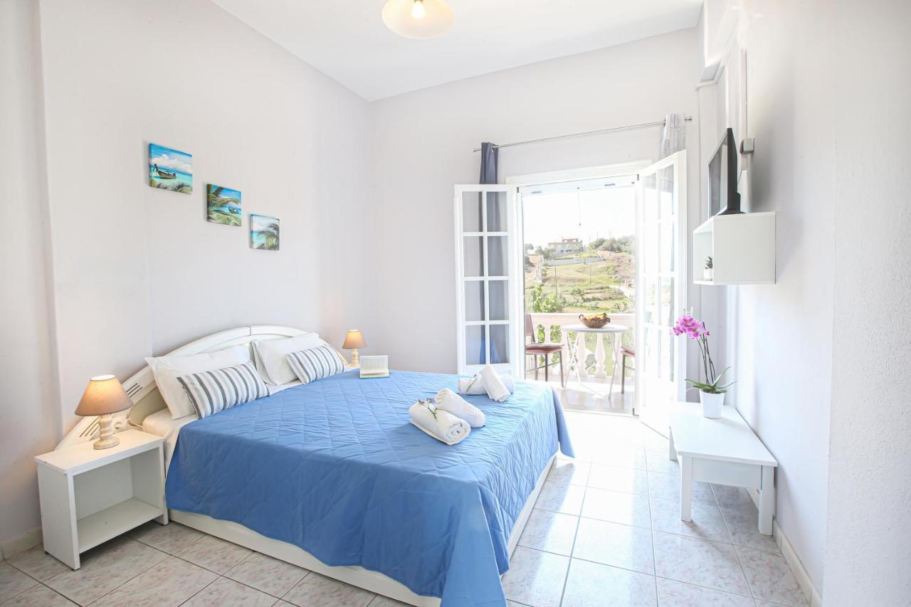 Angela'S House By The Sea Apartment Marathias  Exterior photo