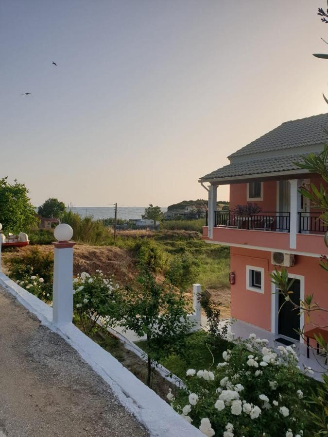 Angela'S House By The Sea Apartment Marathias  Exterior photo